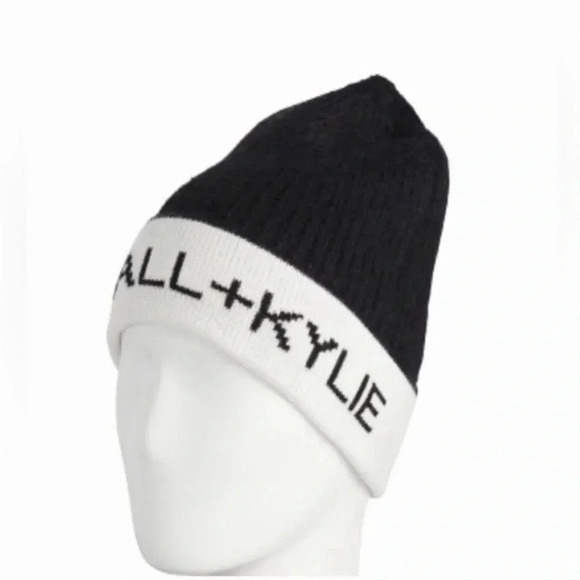 Kendall + Kylie Unisex Black Logo Band Beanie Winter Hat One Size - Picture 1 of 7
